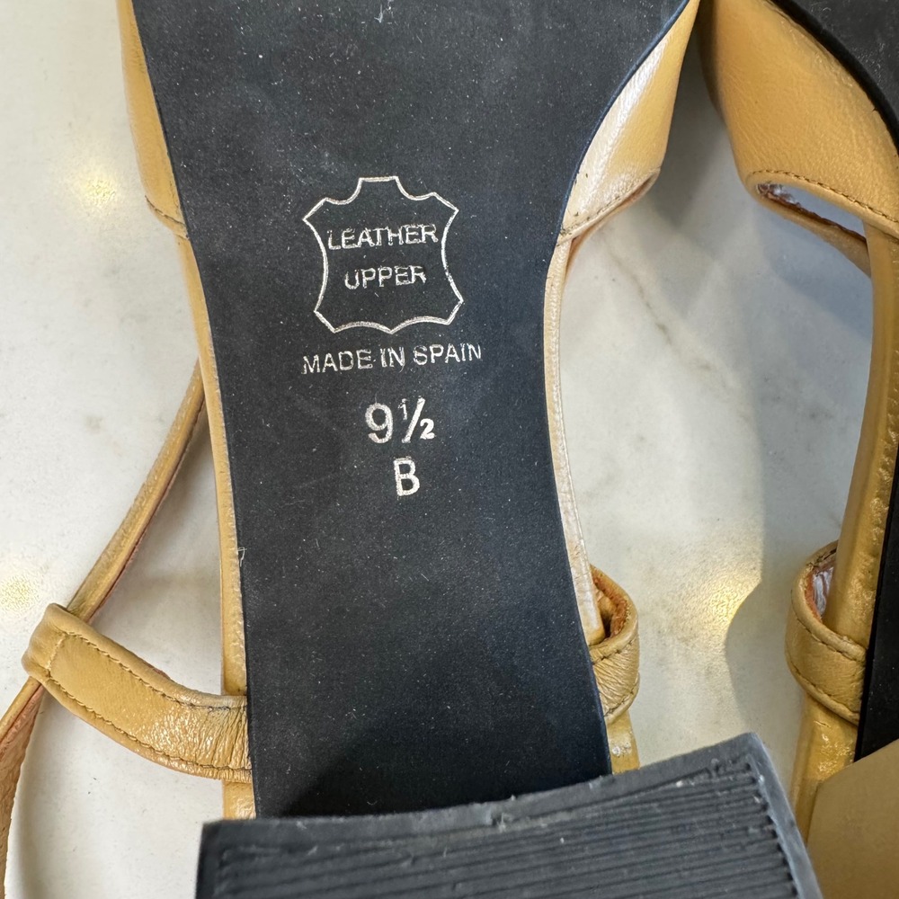 FS/NY French Sole Wom 9.5 B Beige Black Cap Toe Leather Slingback Low Block Heel - Picture 13 of 15